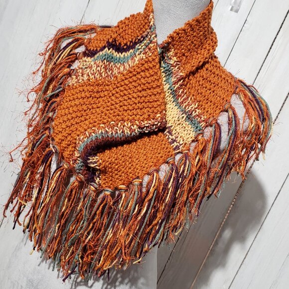 NEW Hand Knitted Rust Orange Infinity Boho Cowl Scarf Fringe Artsy Indie Hippie - Picture 2 of 6